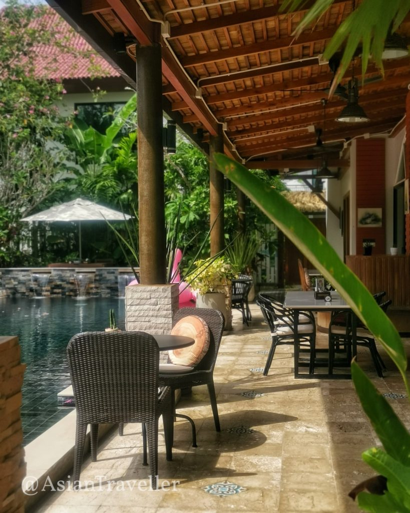 Paradiso pool cafe at phuket