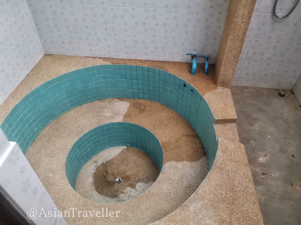 ラノーンのハジャイ温泉の個室風呂