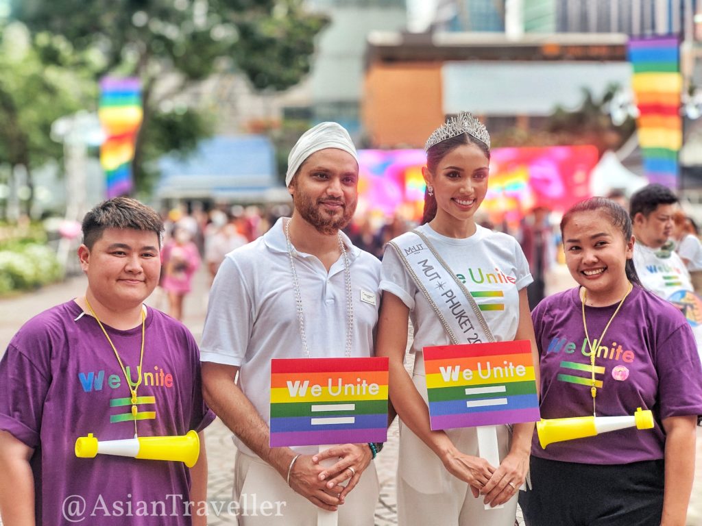 タイのレディーボーイパレード　トランスジェンダーと撮影会