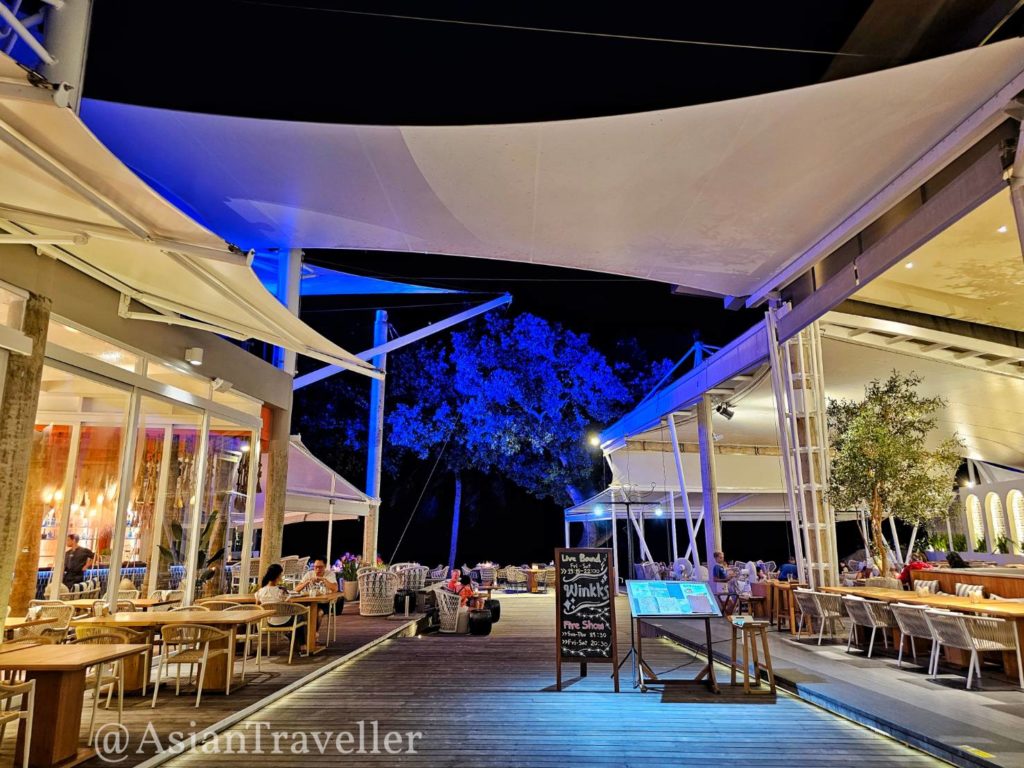 サメット島のホテル サイゲオビーチリゾートのレストランWinkksの外観